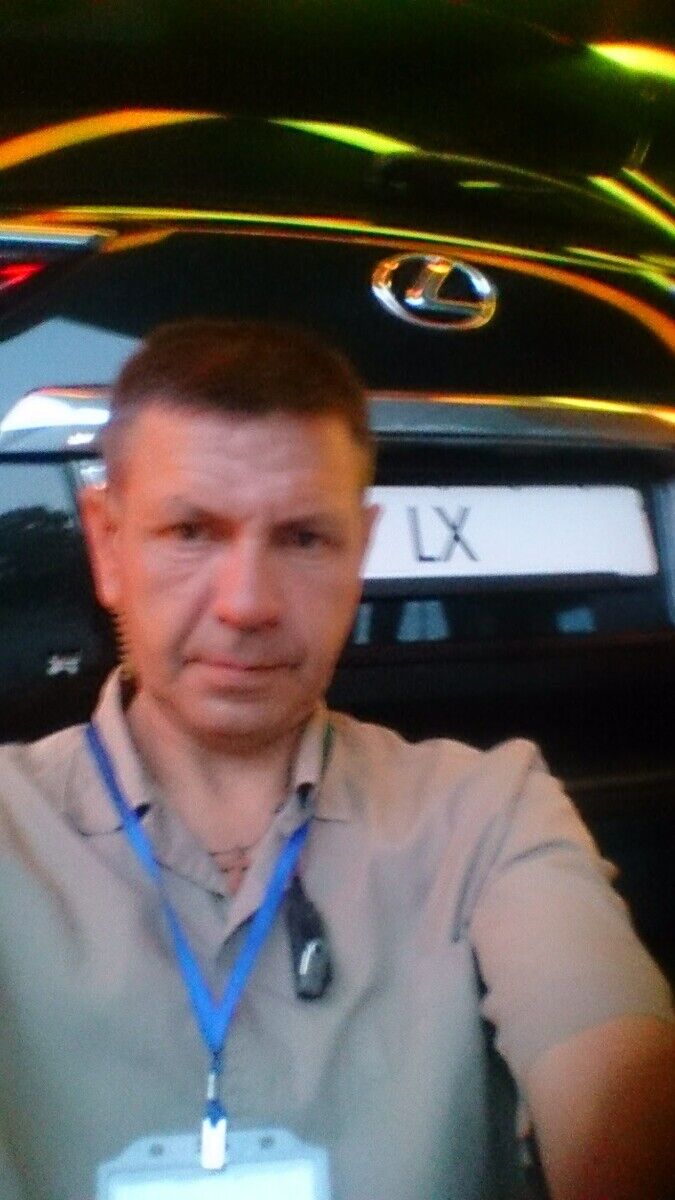  21347382  VICTOR, 55 ,    