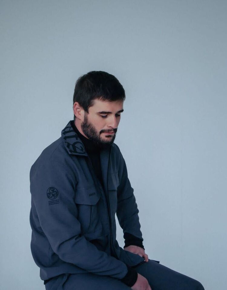 ���� 35008132 ������� On, 33 ����, ���� ���������� � �����-����������