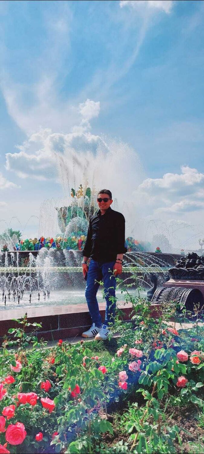  42203862  Ahmet, 41 ,    