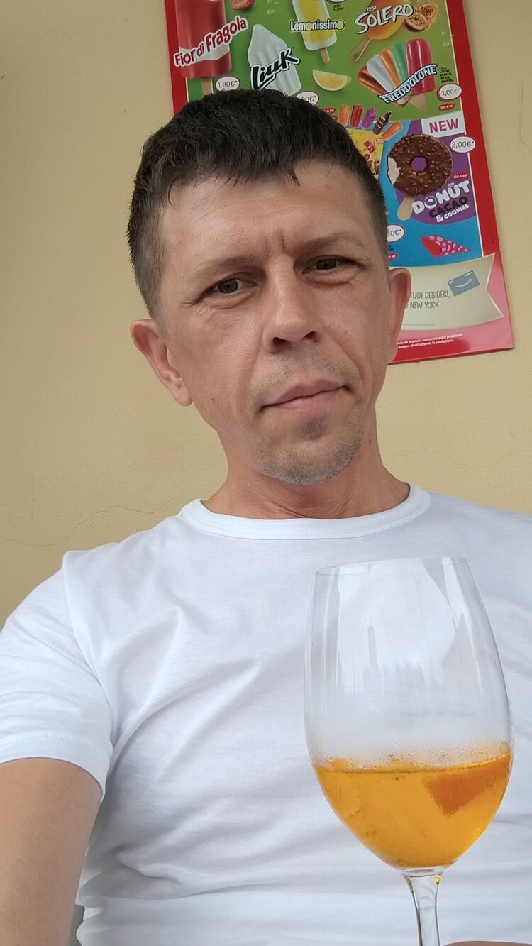  54558432  Andrii, 39 ,    -