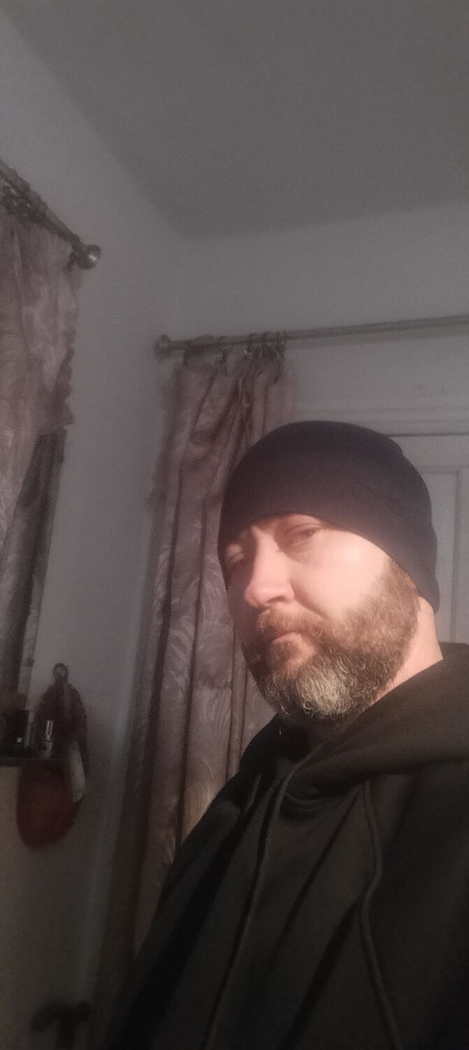  39351752  Alexey, 39 ,    