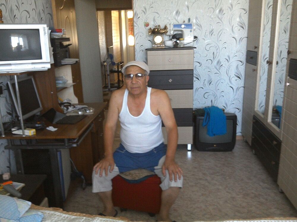  6481722  Lukpan, 75 ,    