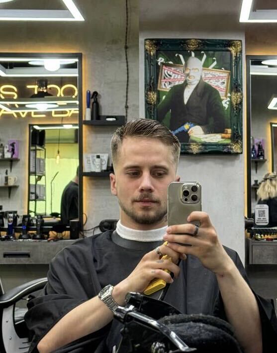  44658102  Aprax, 27 ,    