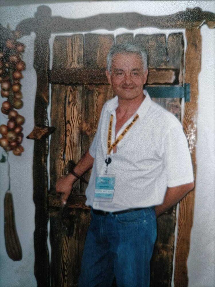  --,   , 49 ,     , c 