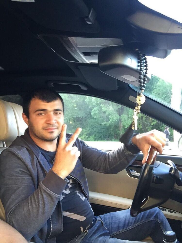  20822682  , 37 ,    --