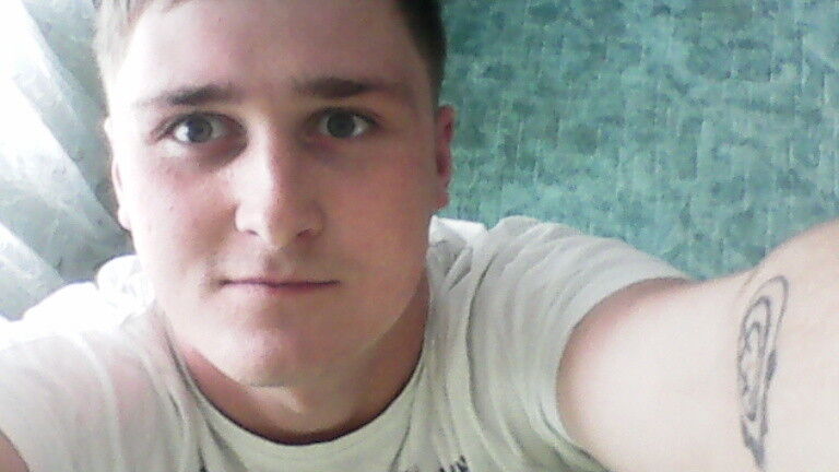  7351782  , 32 ,    