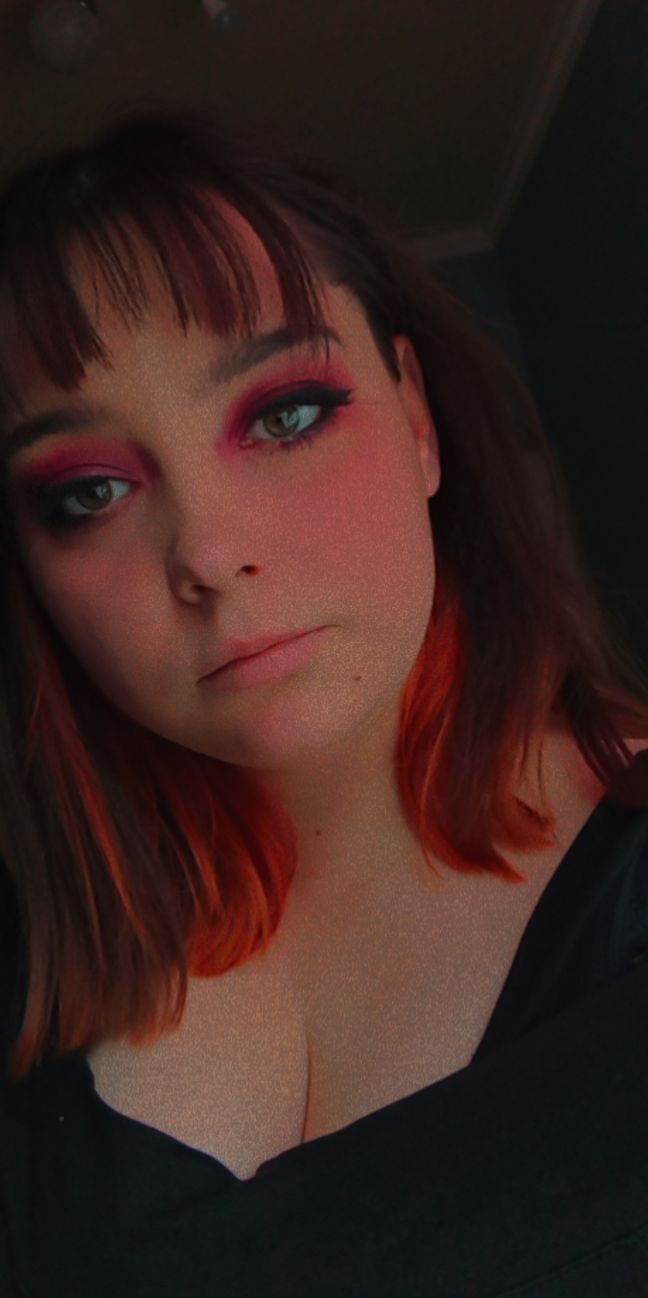  ,   Darya, 25 ,   