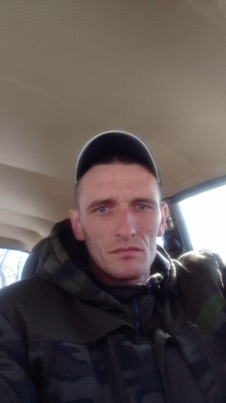  25830492  , 34 ,    