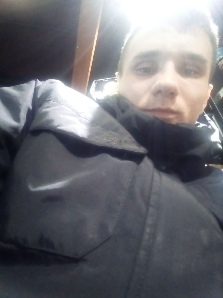  47976952  , 24 ,    