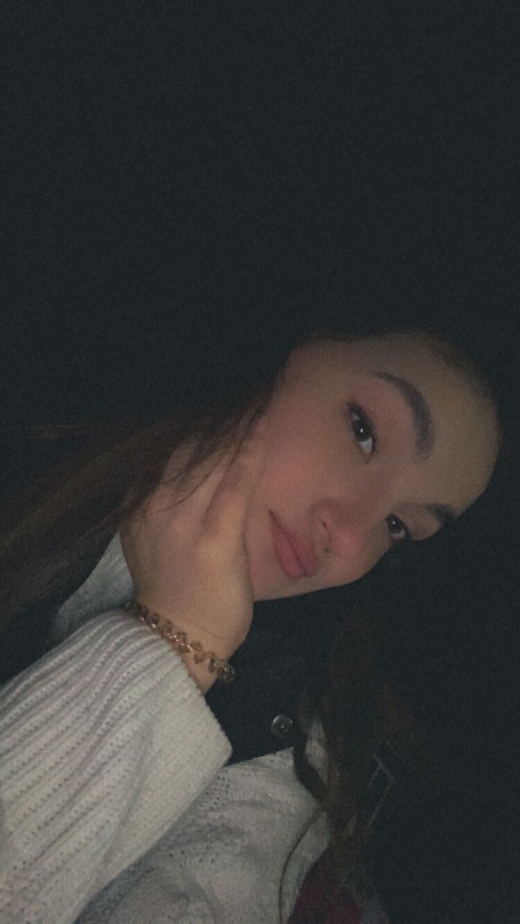  46017812  , 22 ,    