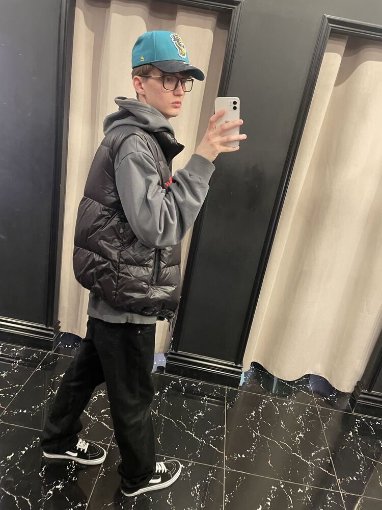  34704342  , 23 ,    