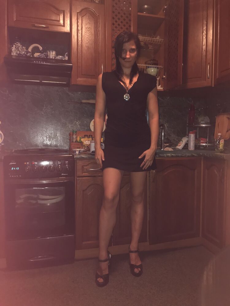  39569352  Alenka, 32 ,    