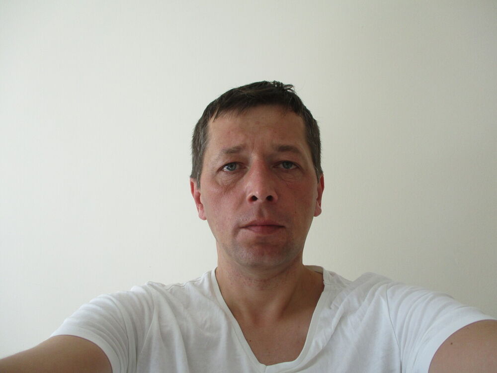  21102042  Andriy, 47 ,    