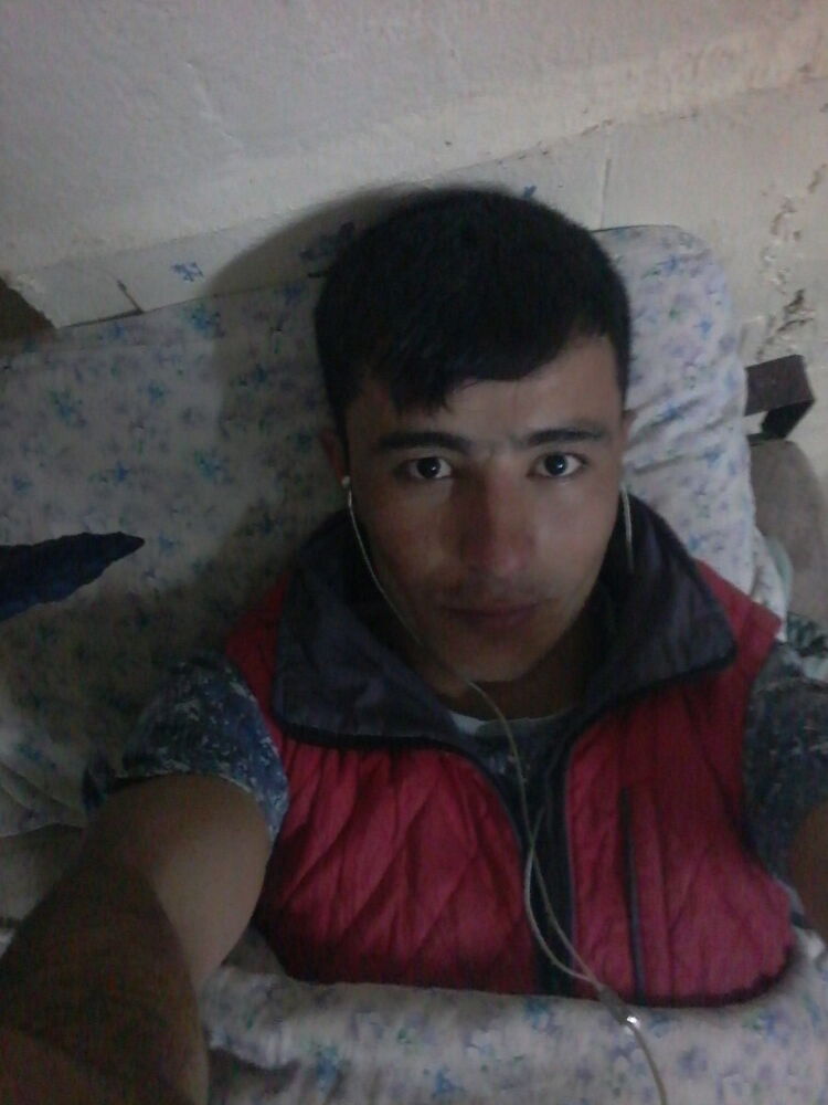 18211562  , 33 ,    