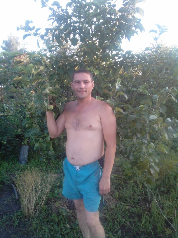  21038942  , 44 ,    
