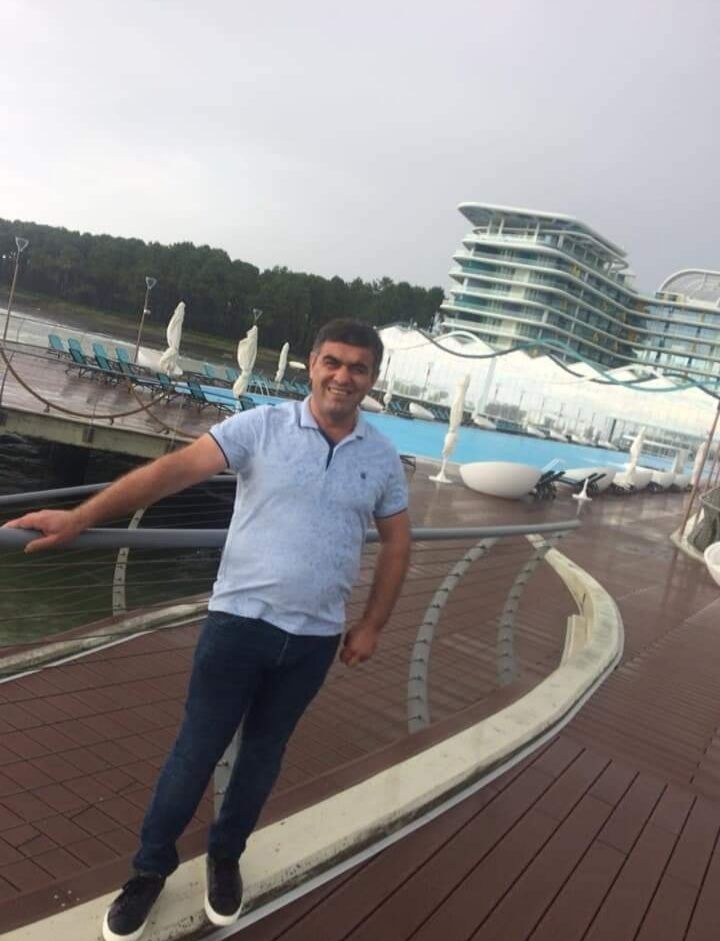  ,   Goga, 45 ,   ,   