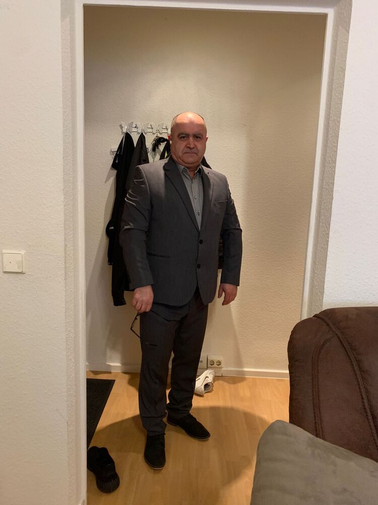  41211032  Parsam, 54 ,    Schwerin