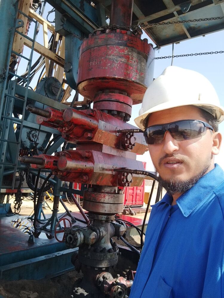  ,   Mohamed enba, 28 ,   ,   