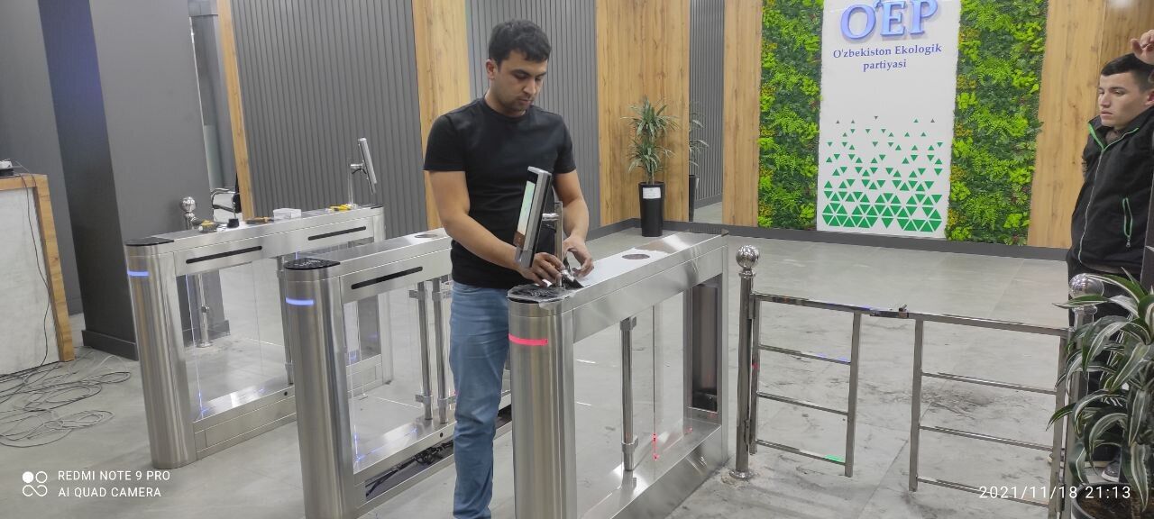 ���� 26808142 ������� Akbar, 35 ���, ���� ���������� � ��������