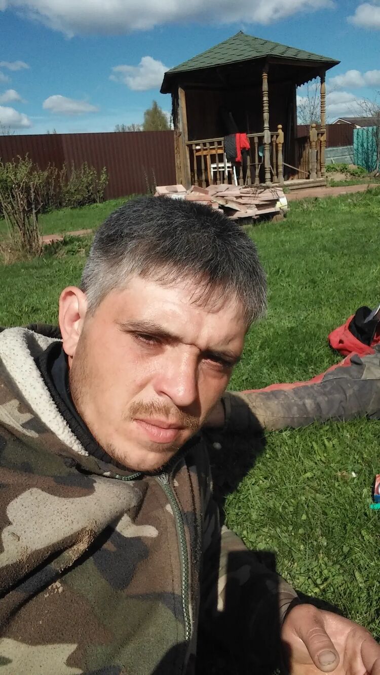  35767112  Yury, 35 ,     