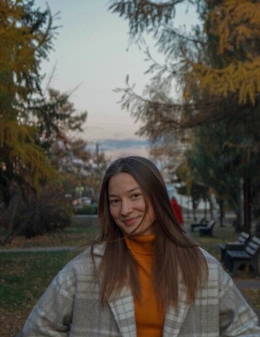  46793932  , 23 ,    