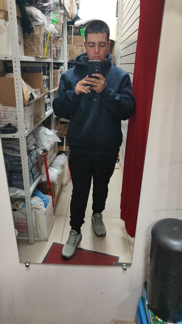  ,   Nikita, 21 ,     , c 