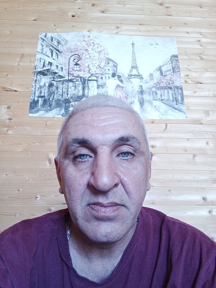  53295792  , 52 ,    