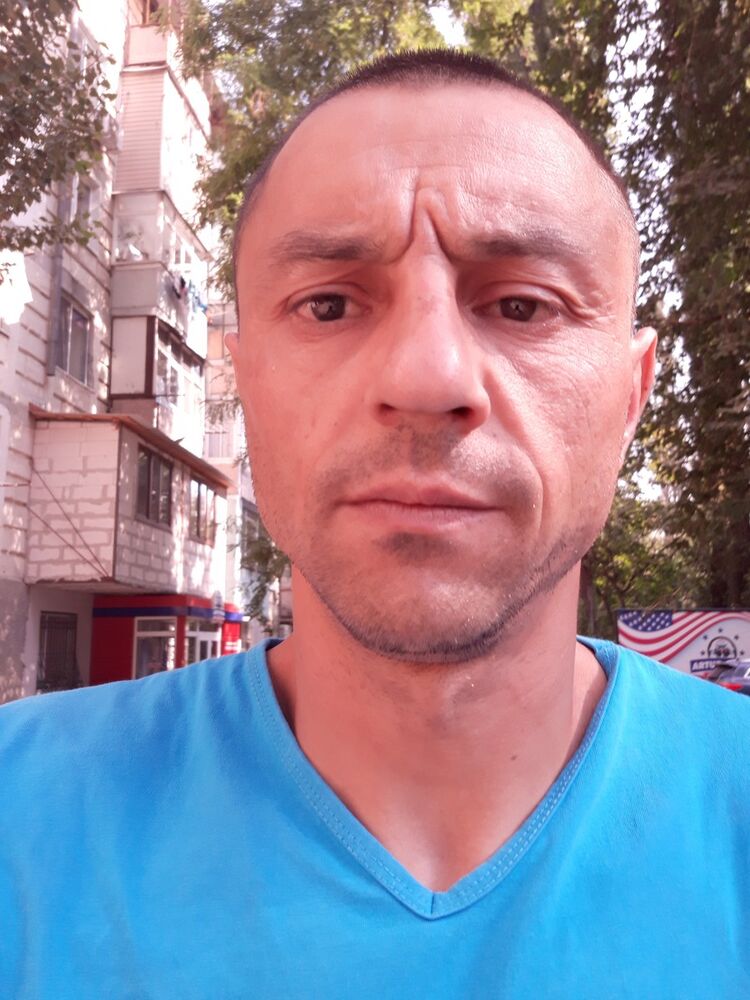  ,   Gheorghe, 42 ,  