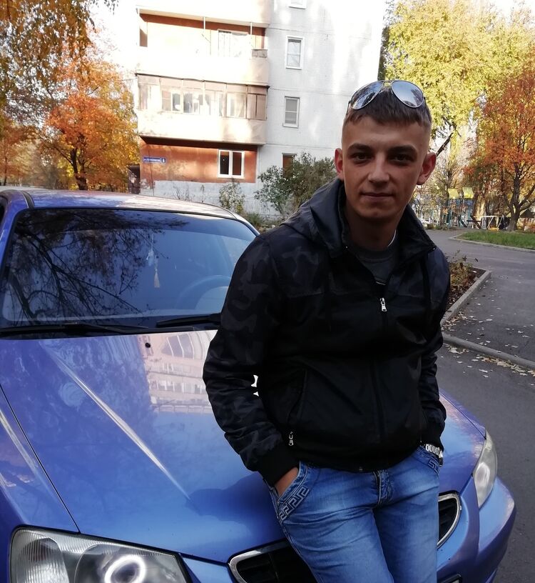  28425842  , 31 ,    