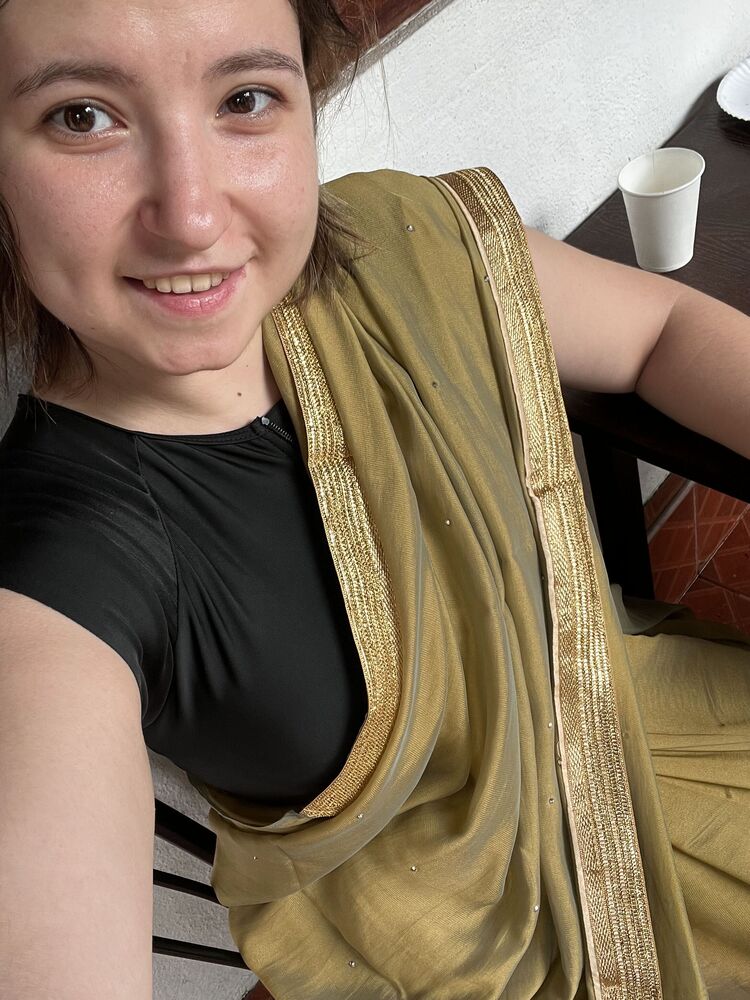  ,   Angelina, 27 ,   ,   , 