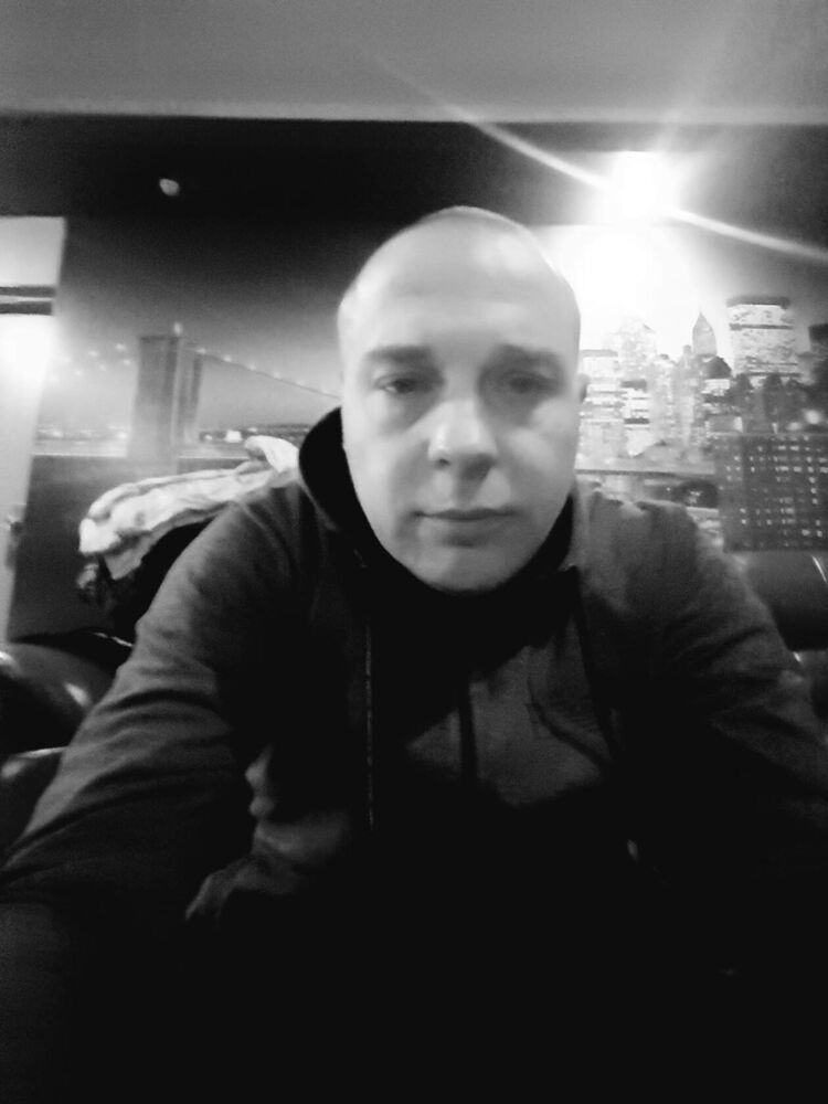  ,   Piotr, 45 ,  