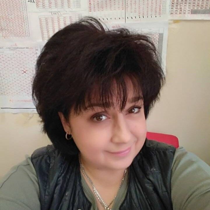  13224072  Elena, 51 ,    