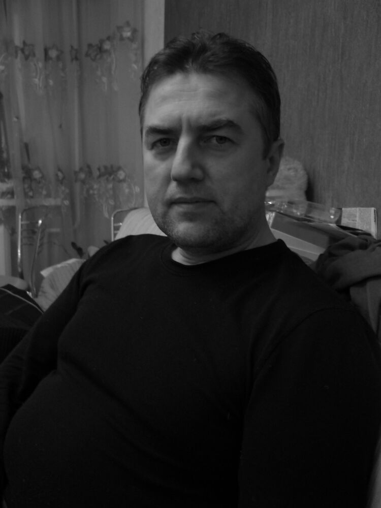  18874202  Vik, 55 ,    