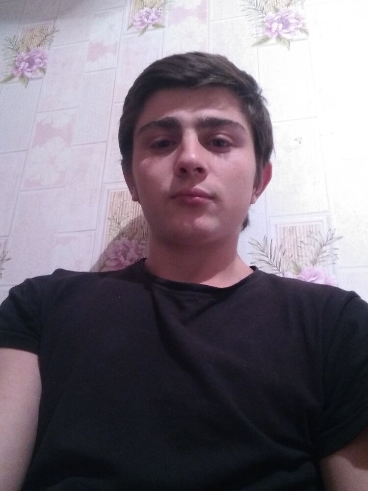  18512832  , 27 ,    