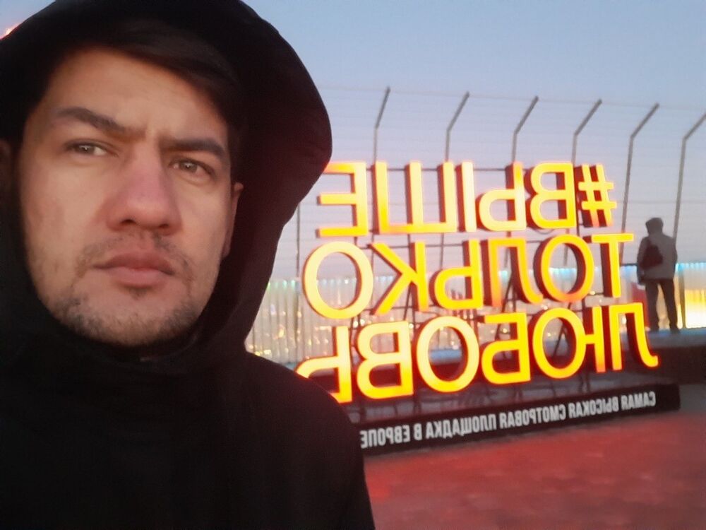  48998712  Alisher, 36 ,    