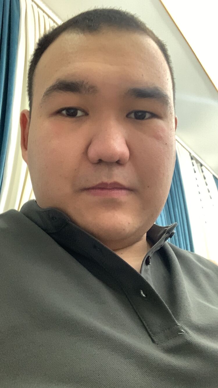 48922782  , 28 ,    
