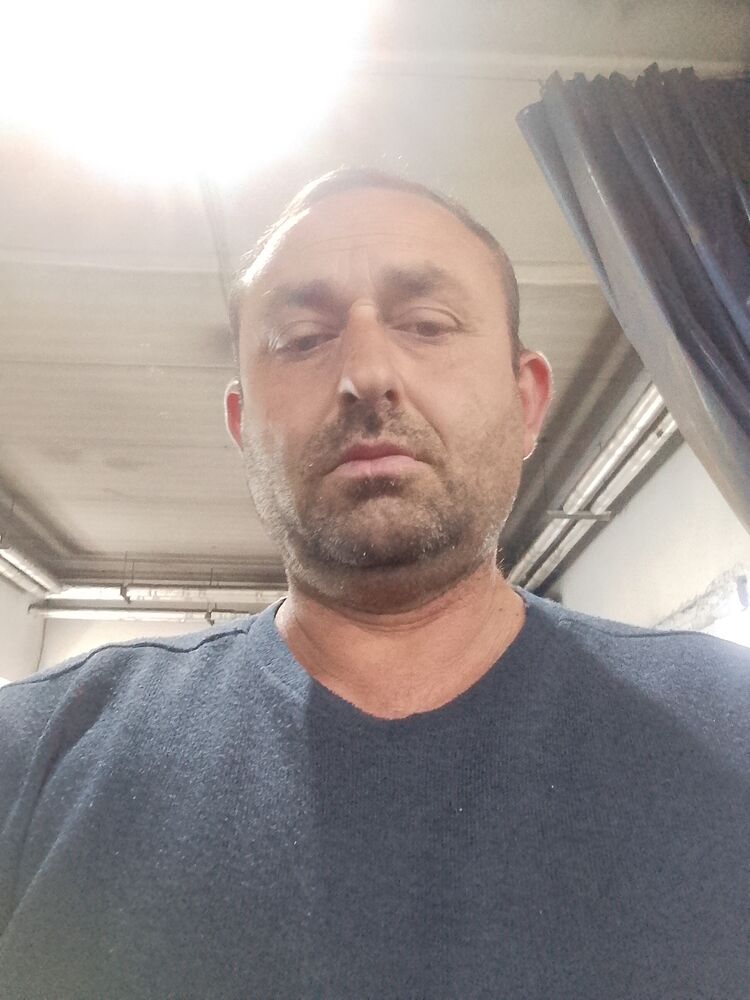  54218342  Ruslan, 45 ,    