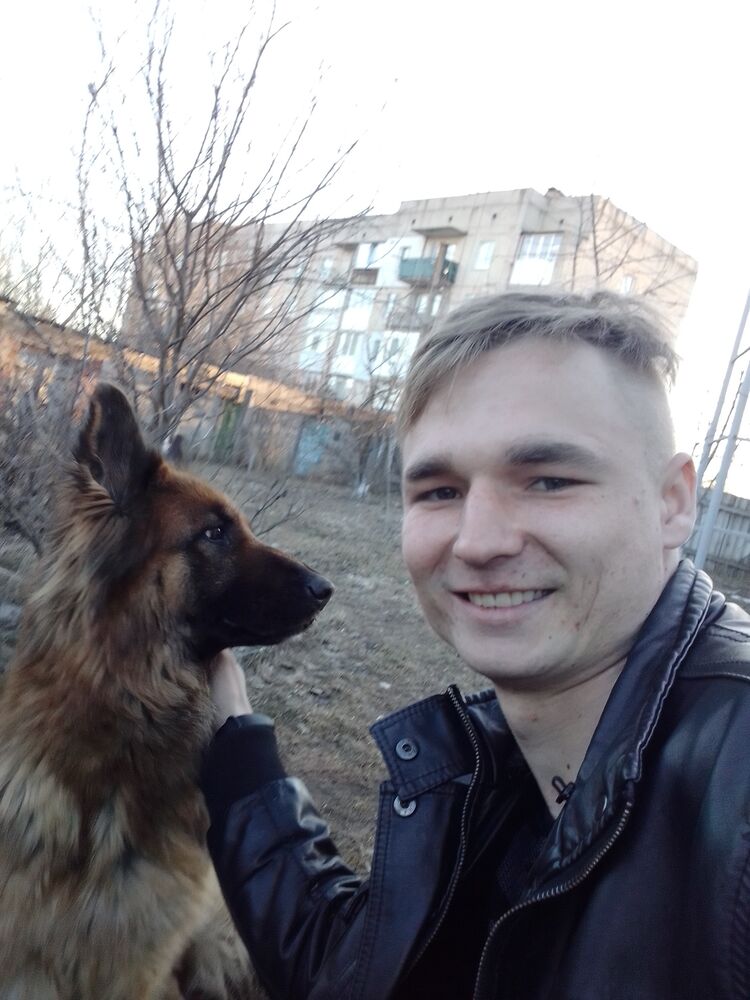  ,   Maks, 27 ,   ,   , 