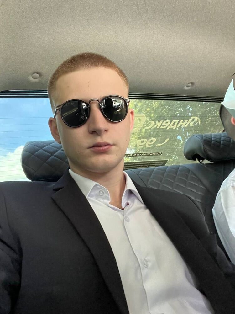  54294032  , 25 ,    -