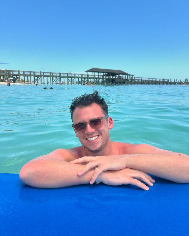 ���������� ������, ���� ������� �������, 33 ����, ������������ ��� ������, ����� � ���������, c�������� ���������