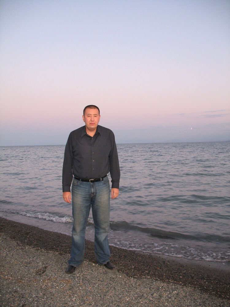  3990602  Ulan, 49 ,    