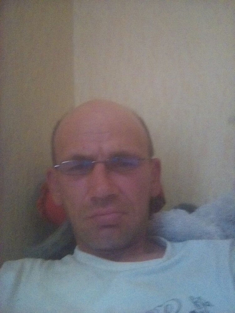  ,   Andris, 54 ,   