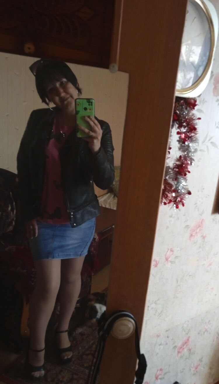  43798742  , 28 ,    