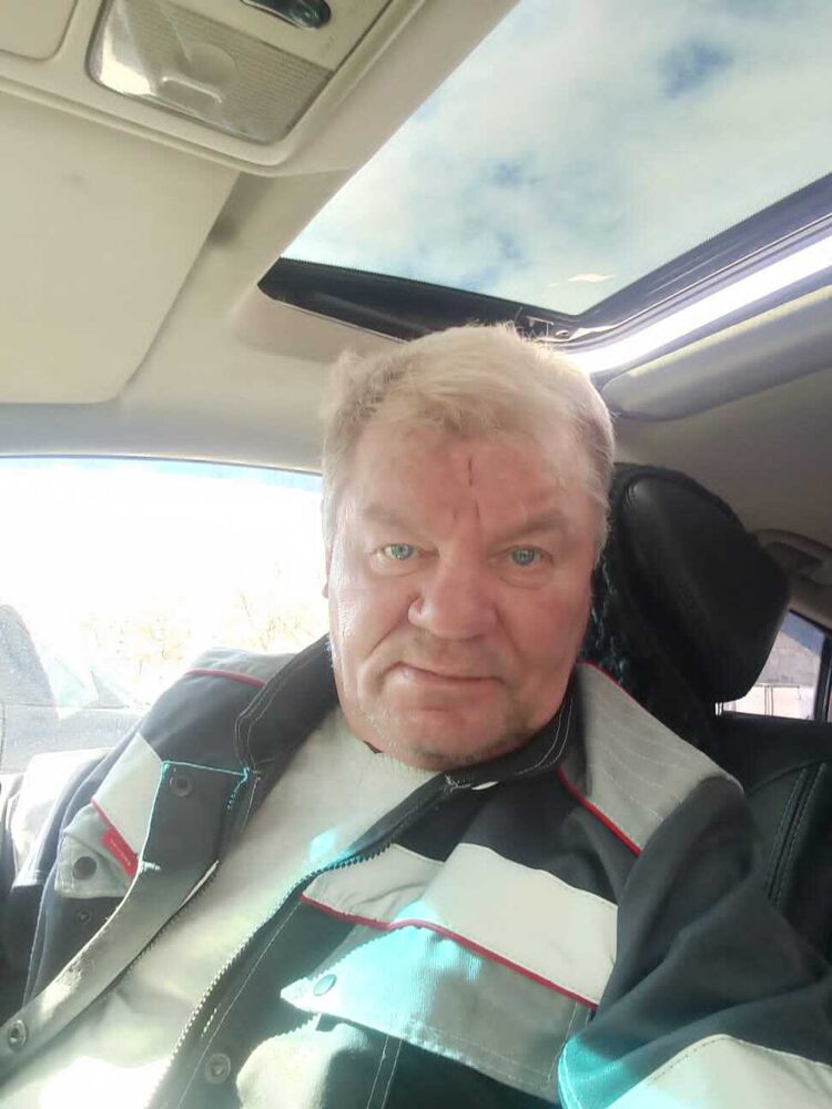  ,   Alexander, 61 ,   c 