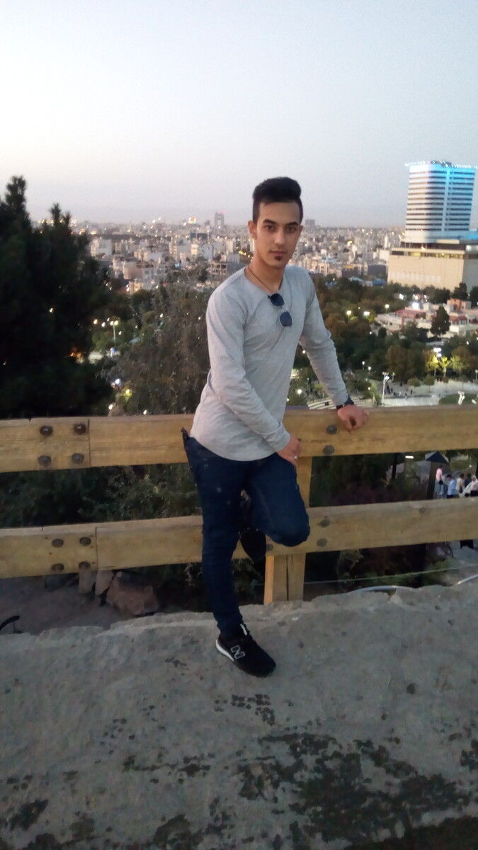  ,   Ali, 33 ,   ,   , c 