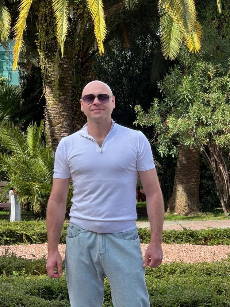  47997352  Abricos, 38 ,    