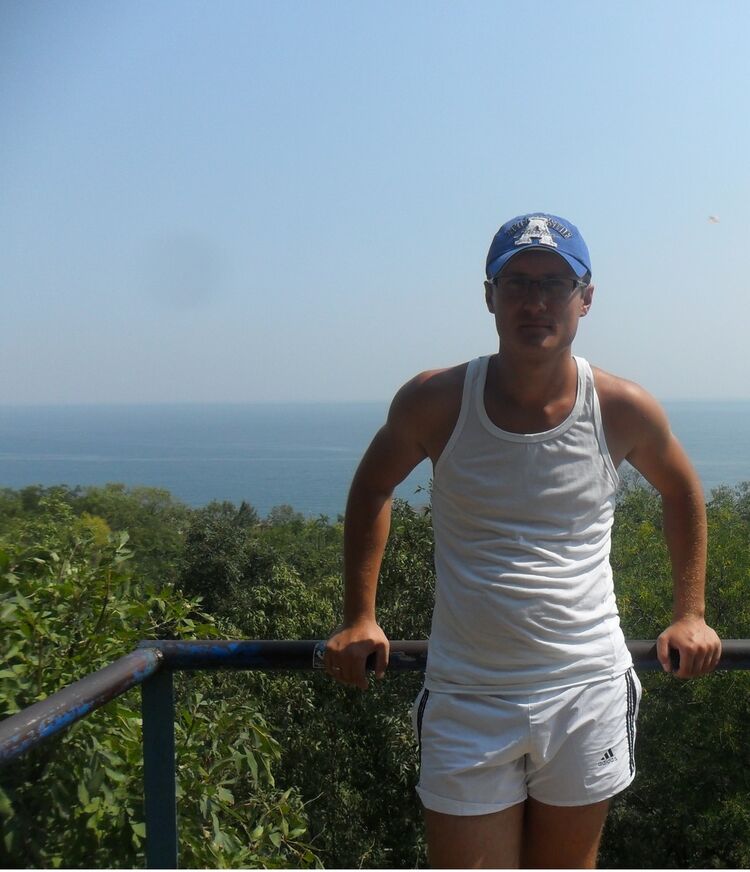  ,   Max, 34 ,   