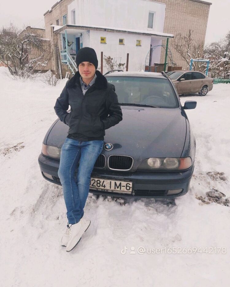  39754812  , 23 ,    