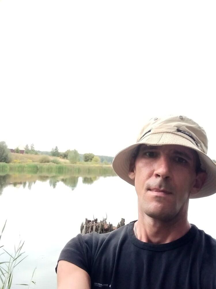  37722052  , 40 ,    