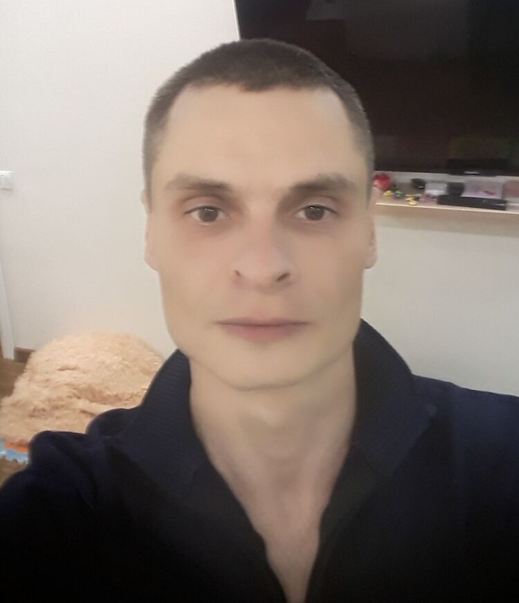  33267772  Andrey, 39 ,    